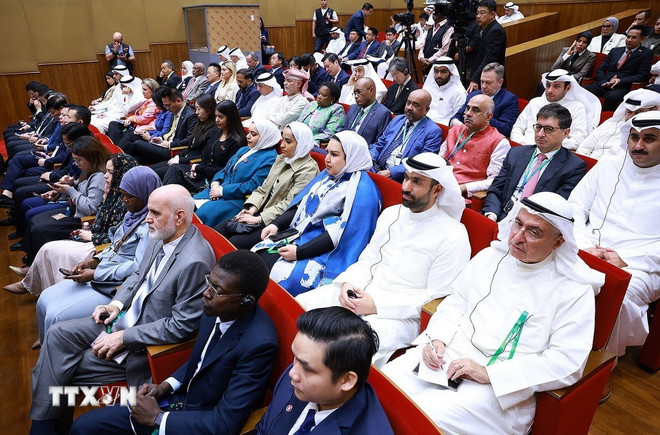 Thủ tướng Phạm Minh Chính phát biểu chính sách tại Học viện Ngoại giao Kuwait- Ảnh 2.