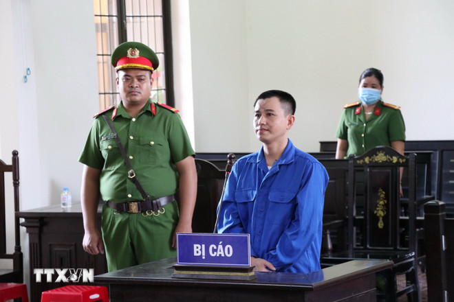 Xét xử 3 bị cáo lợi dụng các quyền tự do dân chủ xâm phạm lợi ích của Nhà nước- Ảnh 1.