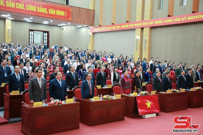 Bà Hà Thị Nga dự Đại hội đại biểu MTTQ Việt Nam tỉnh Sơn La lần thứ XVI, nhiệm kỳ 2025-2030- Ảnh 2. Bà Hà Thị Nga dự Đại hội đại biểu MTTQ Việt Nam tỉnh Sơn La lần thứ XVI, nhiệm kỳ 2025-2030- Ảnh 2.