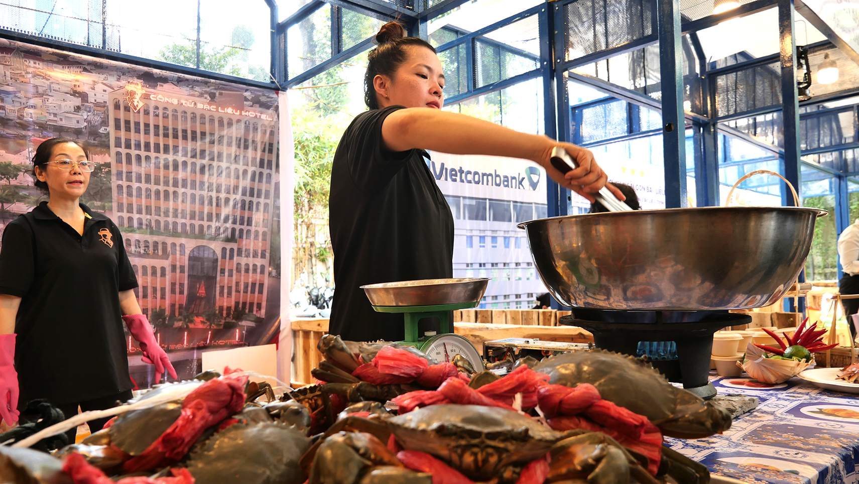 Trải nghiệm ẩm thực cua Cà Mau tại TPHCM- Ảnh 3. Trải nghiệm ẩm thực cua Cà Mau tại TPHCM- Ảnh 3.