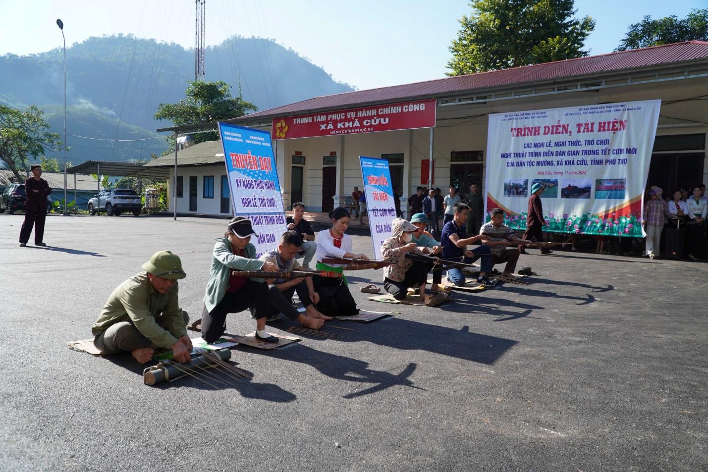 Phát huy giá trị Tết Cơm mới để hút khách du lịch, nâng cao đời sống đồng bào Mường- Ảnh 6.