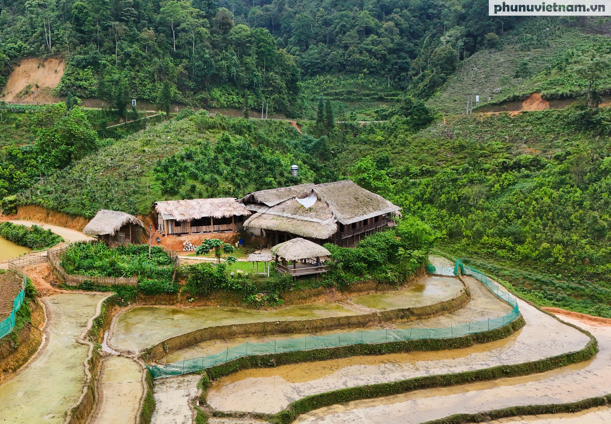 Phụ nữ Tày ở Bản Liền "kể chuyện cổ tích" bằng du lịch cộng đồng- Ảnh 4. Phụ nữ Tày ở Bản Liền "kể chuyện cổ tích" bằng du lịch cộng đồng- Ảnh 4.