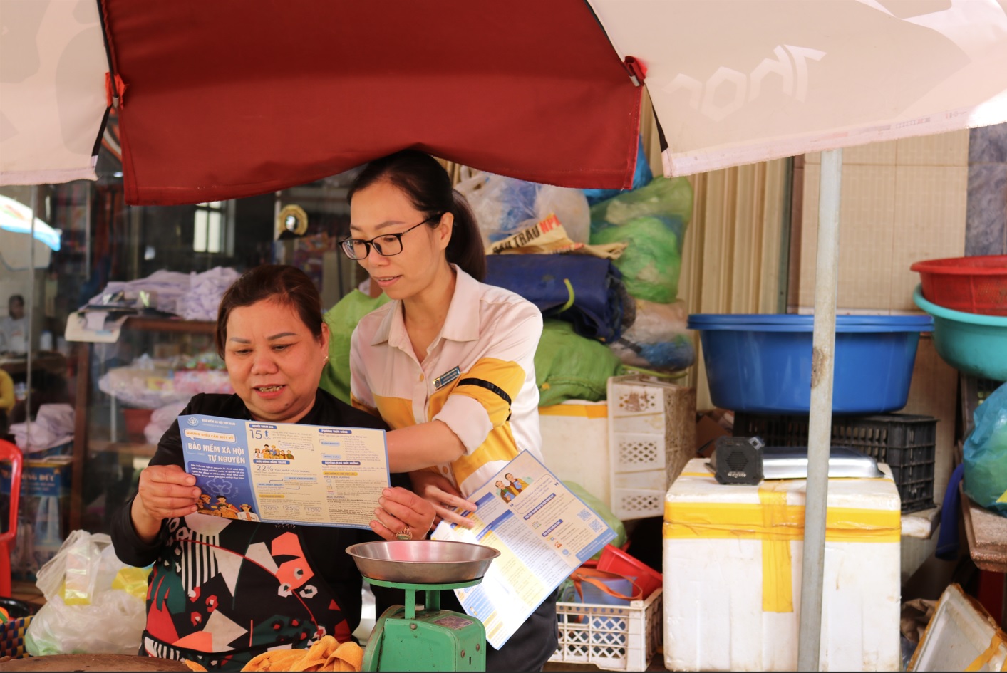 Luật Bảo hiểm xã hội 2024: Nhiều điểm mới thu hút lao động phi chính thức- Ảnh 2.