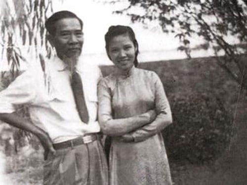 Danh họa Nguyễn Phan Chánh và con gái Nguyệt Tú