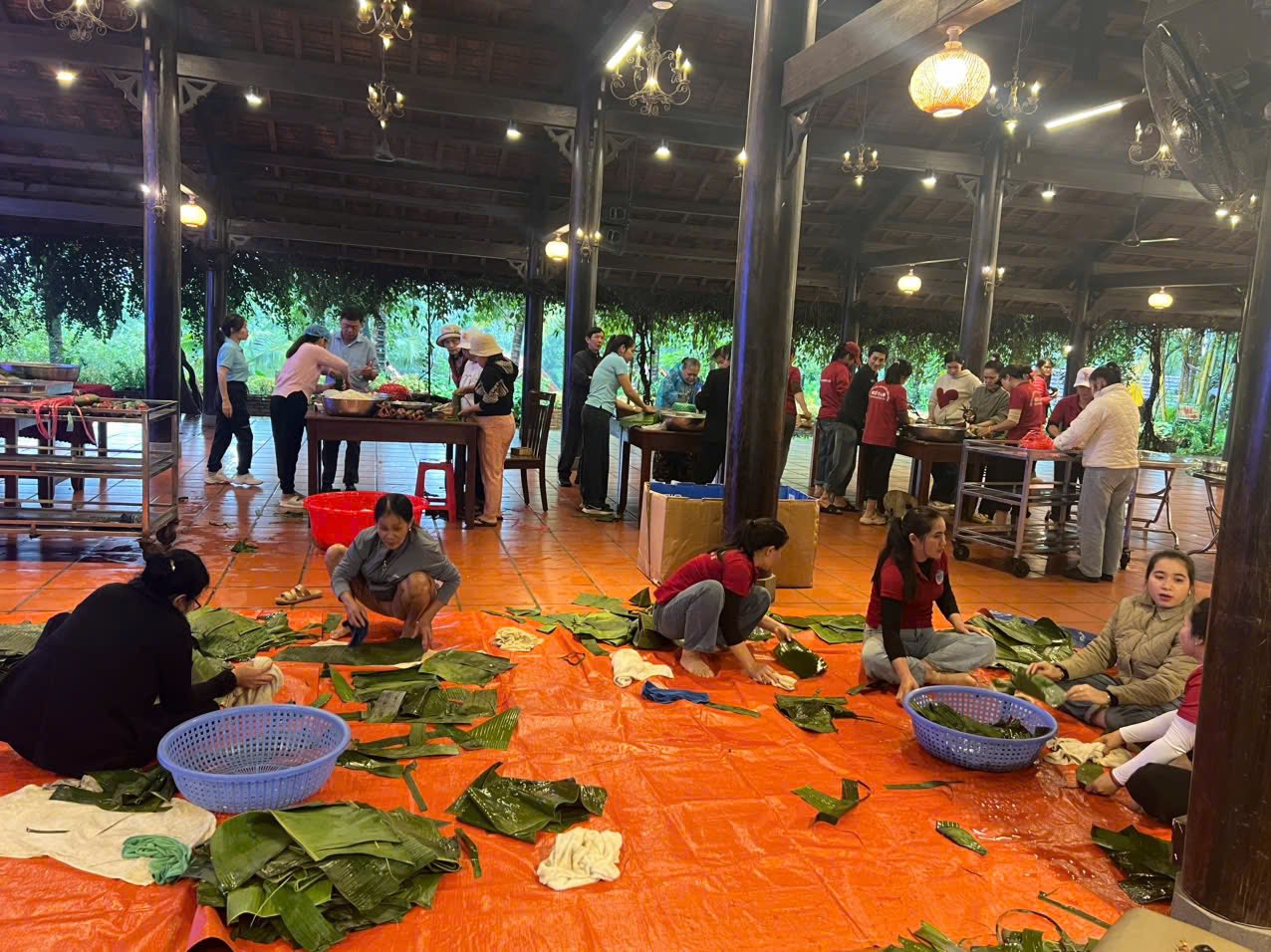 Hội LHPN tỉnh Đắk Lắk giúp hội viên ứng phó với thiên tai, sớm ổn định cuộc sống khi lũ rút- Ảnh 4. Hội LHPN tỉnh Đắk Lắk giúp hội viên ứng phó với thiên tai, sớm ổn định cuộc sống khi lũ rút- Ảnh 4.