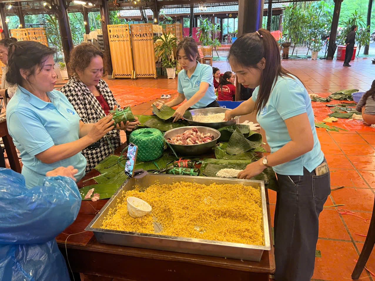 Hội LHPN tỉnh Đắk Lắk giúp hội viên ứng phó với thiên tai, sớm ổn định cuộc sống khi lũ rút- Ảnh 2. Hội LHPN tỉnh Đắk Lắk giúp hội viên ứng phó với thiên tai, sớm ổn định cuộc sống khi lũ rút- Ảnh 2.