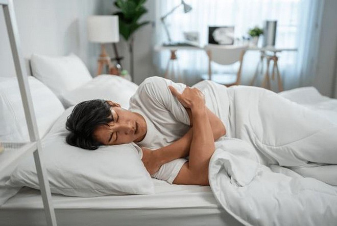 Những thói quen phổ biến vào mùa lạnh làm tăng nguy cơ đột tử- Ảnh 3.