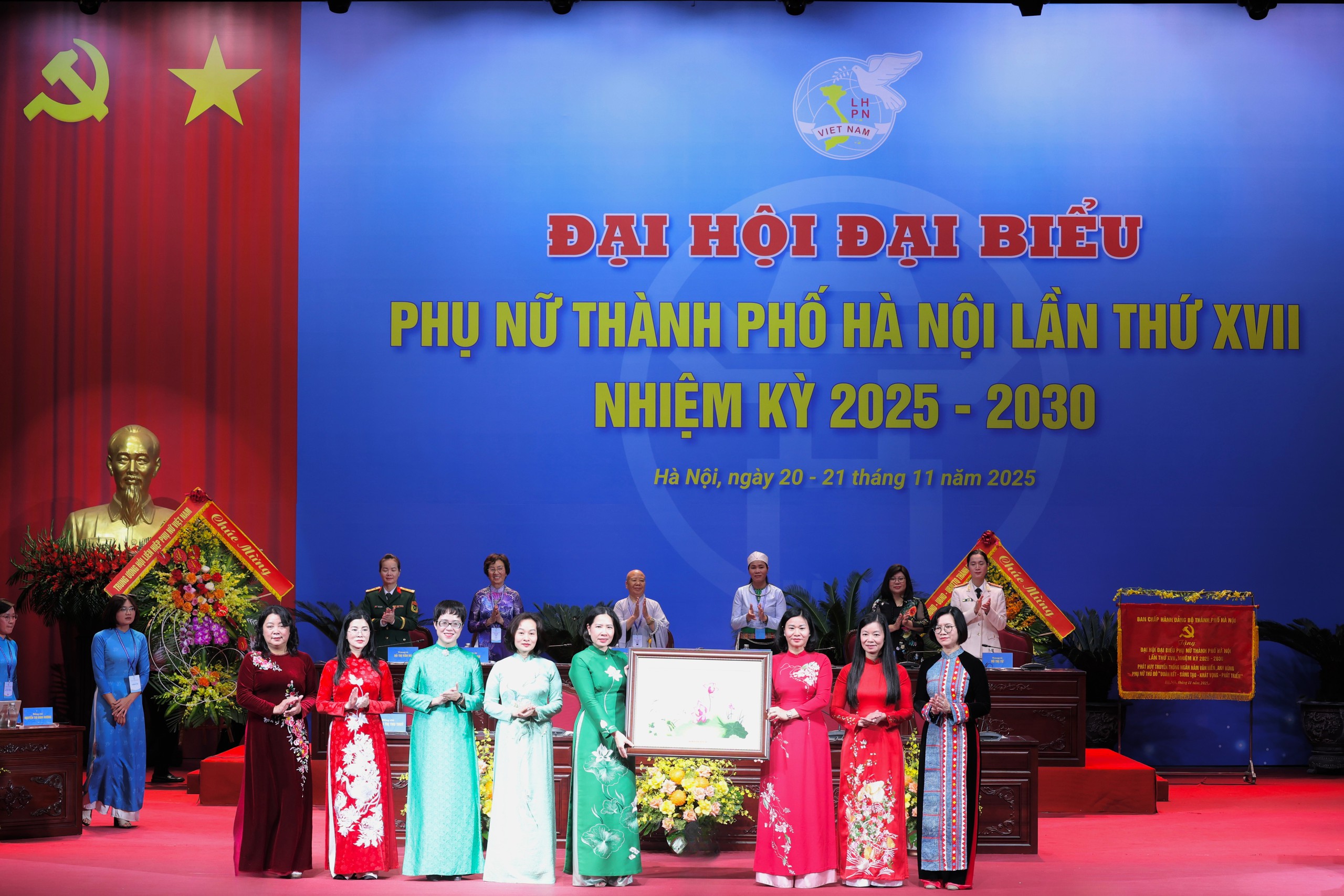 Các cấp Hội phụ nữ Thủ đô thực sự phải là điểm tựa, là ngôi nhà an toàn cho mỗi chị em- Ảnh 3.