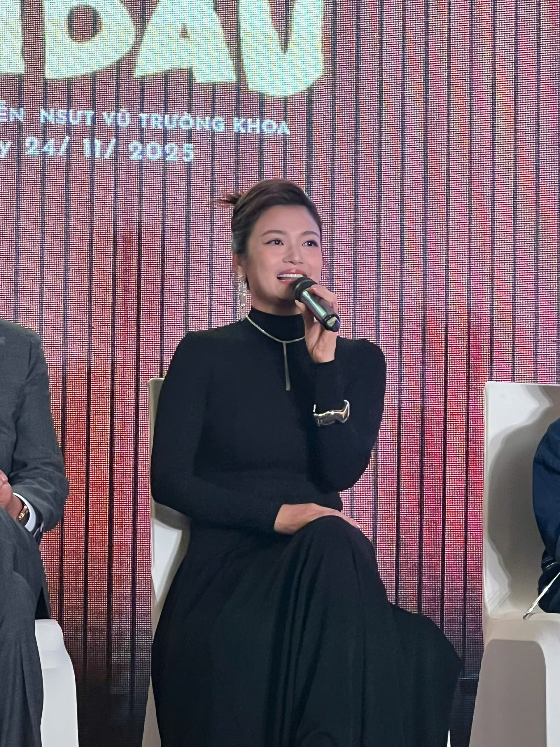 NSƯT Kiều Anh kể chuyện lần đầu NSƯT Kiều Anh kể chuyện lần đầu