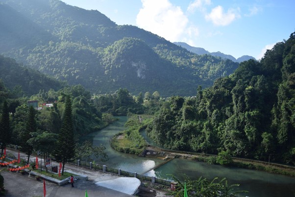 Pac Bo auf der Reise der Innovation - Foto 1. Pác Bó trên hành trình đổi mới- Ảnh 1.