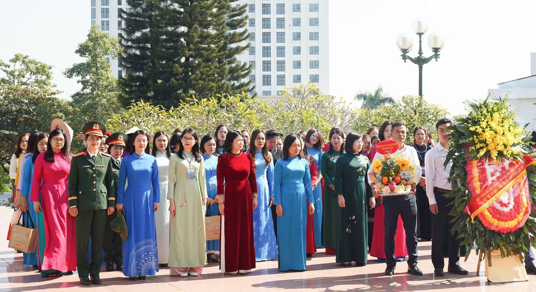 Các cấp Hội LHPN Thái Nguyên cần đặt phụ nữ ở vị trí trung tâm, bứt phá chuyển đổi số- Ảnh 10.