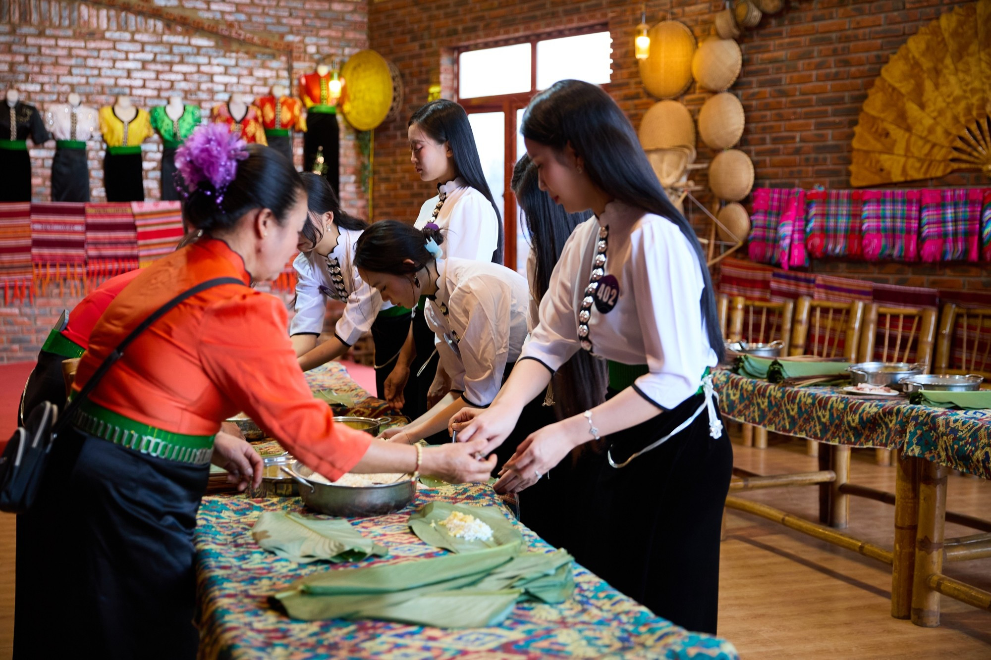 Không còn dễ "bán tour," lữ hành tái định vị vai trò bền vững cách nào?- Ảnh 2.