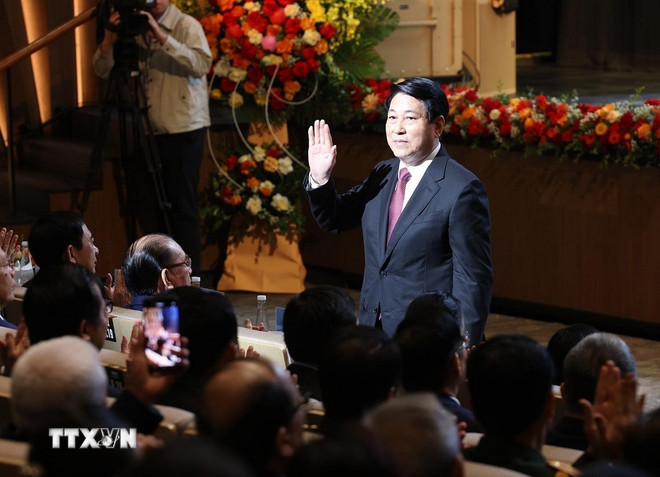 "50 năm qua là chặng đường lịch sử rực rỡ của nhân dân các dân tộc Lào"- Ảnh 1.