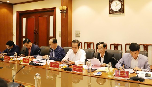 Phó Chủ tịch - Tổng Thư ký Nguyễn Thị Thu Hà cho ý kiến vào nội dung Đại hội đại biểu MTTQ Việt Nam tỉnh Thái Nguyên lần thứ I- Ảnh 4.