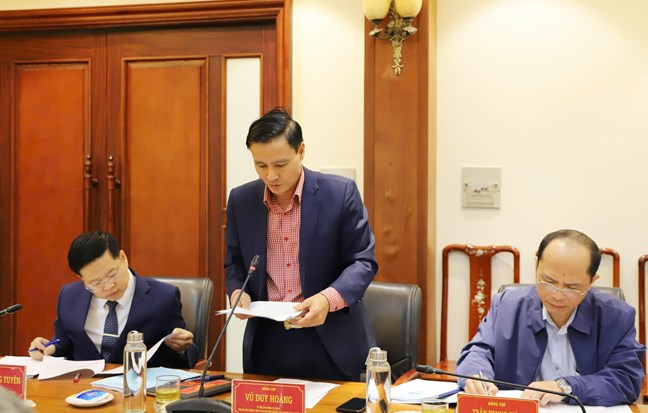 Phó Chủ tịch - Tổng Thư ký Nguyễn Thị Thu Hà cho ý kiến vào nội dung Đại hội đại biểu MTTQ Việt Nam tỉnh Thái Nguyên lần thứ I- Ảnh 1.