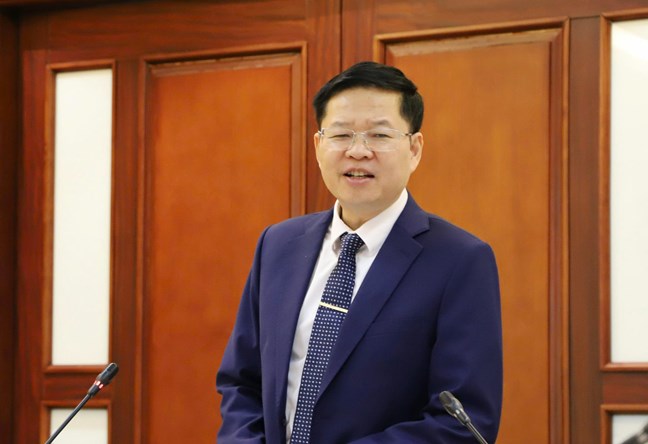 Phó Chủ tịch - Tổng Thư ký Nguyễn Thị Thu Hà cho ý kiến vào nội dung Đại hội đại biểu MTTQ Việt Nam tỉnh Thái Nguyên lần thứ I- Ảnh 3.