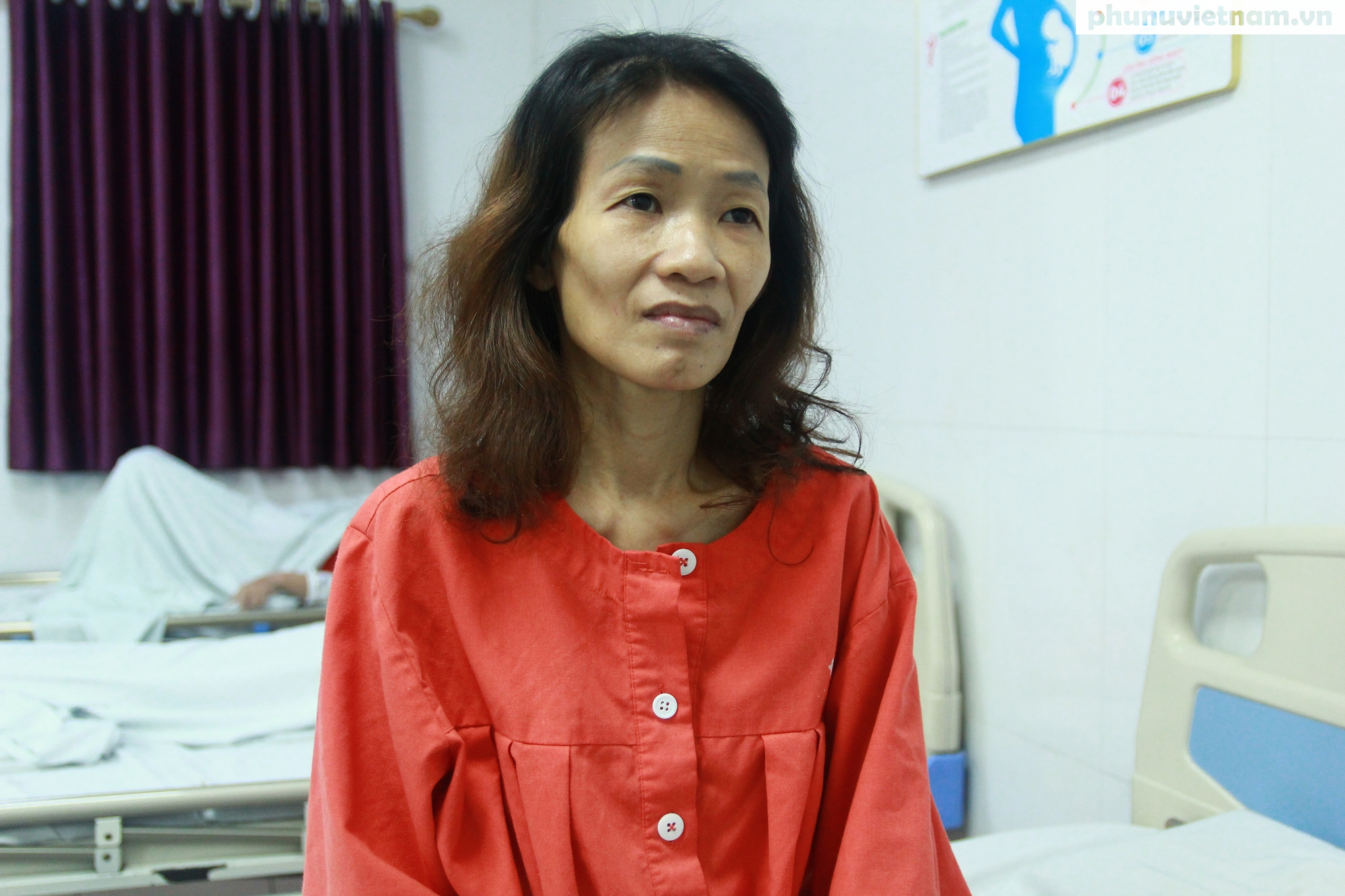 Vừa phẫu thuật cắt khối u choán hết ổ bụng, người vợ chỉ mong sớm khỏe để nuôi chồng con bệnh tật- Ảnh 1. Vừa phẫu thuật cắt khối u choán hết ổ bụng, người vợ chỉ mong sớm khỏe để nuôi chồng con bệnh tật- Ảnh 1.