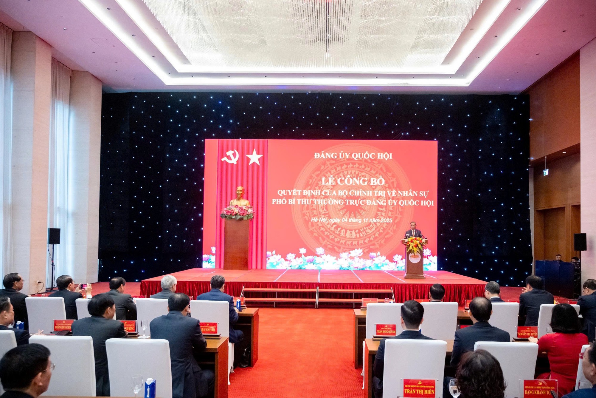 Ông Đỗ Văn Chiến giữ chức Phó Bí thư Thường trực Đảng ủy Quốc hội- Ảnh 3.