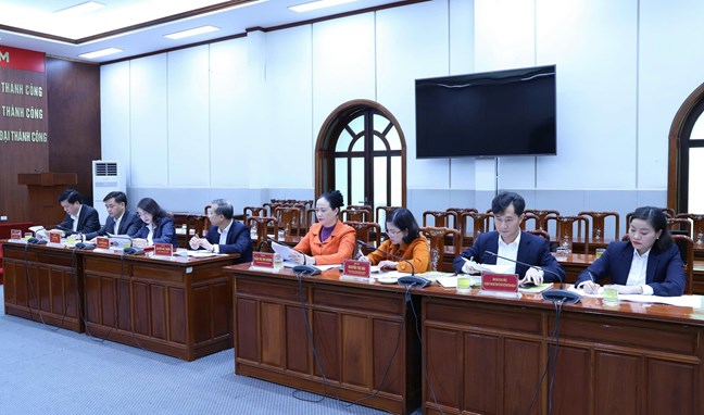 Phó Chủ tịch Hoàng Công Thủy cho ý kiến vào nội dung Đại hội đại biểu MTTQ Việt Nam tỉnh Nghệ An nhiệm kỳ 2025-2030- Ảnh 4.