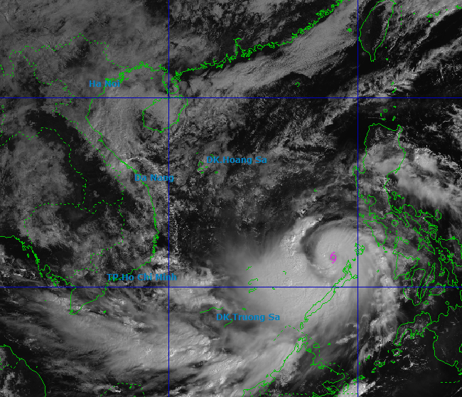 Bão số 13 rất mạnh, dự báo gây mưa rất lớn từ Đà Nẵng đến Đắk Lắk- Ảnh 1.