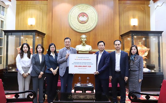 Trên 1.185,62 tỷ đồng đăng ký ủng hộ thông qua tài khoản của Ban Vận động cứu trợ Trung ương- Ảnh 3.