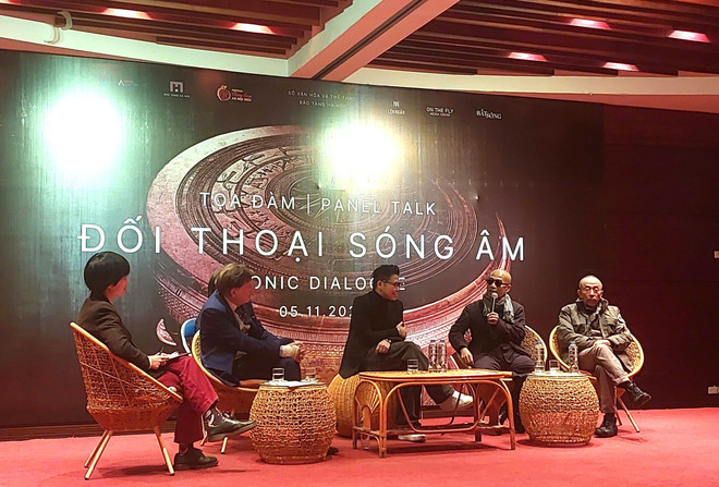 Từ truyền thống đến đương đại: Khi nghệ sĩ biến sóng âm thành ngôn ngữ sáng tạo- Ảnh 2.