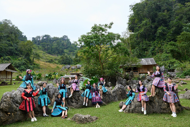 Lượng khách quốc tế đến Việt Nam trong tháng Mười cao kỷ lục- Ảnh 1.