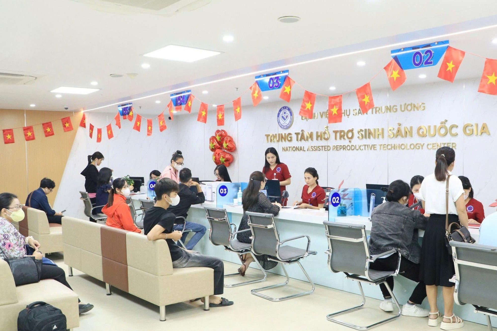 360 sản phụ và bệnh nhân hiếm muộn được chăm sóc sức khỏe sinh sản- Ảnh 3. 360 sản phụ và bệnh nhân hiếm muộn được chăm sóc sức khỏe sinh sản- Ảnh 3.