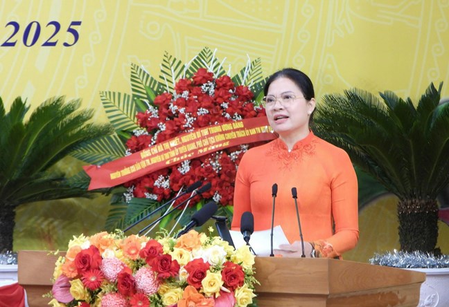 Mỗi cán bộ Mặt trận tỉnh Tuyên Quang phải thực sự sâu sát cơ sở, thường xuyên lắng nghe, thấu hiểu tâm tư nguyện vọng của Nhân dân- Ảnh 3. Mỗi cán bộ Mặt trận tỉnh Tuyên Quang phải thực sự sâu sát cơ sở, thường xuyên lắng nghe, thấu hiểu tâm tư nguyện vọng của Nhân dân- Ảnh 3.