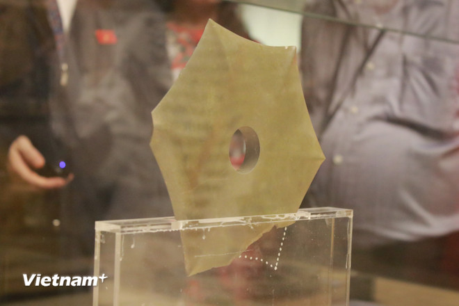 Cận cảnh trang sức, đồ đồng - đá quý hiếm hàng nghìn năm tuổi của người Việt cổ- Ảnh 6.