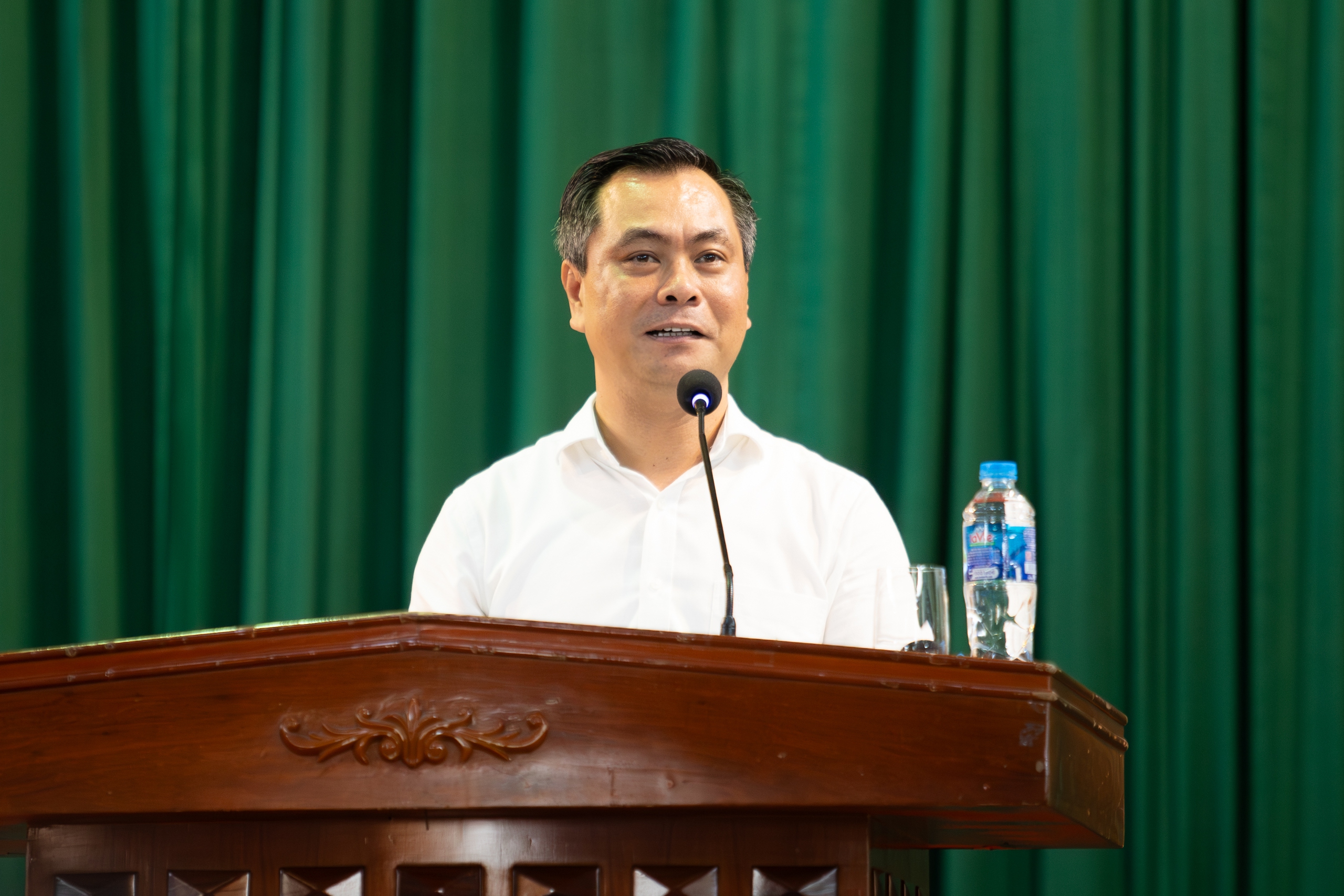 Lùm xùm khoản chi tập luyện A80: Hiệu trưởng trường Cao đẳng Du lịch Hà Nội thừa nhận sơ suất- Ảnh 1. Lùm xùm khoản chi tập luyện A80: Hiệu trưởng trường Cao đẳng Du lịch Hà Nội thừa nhận sơ suất- Ảnh 1.