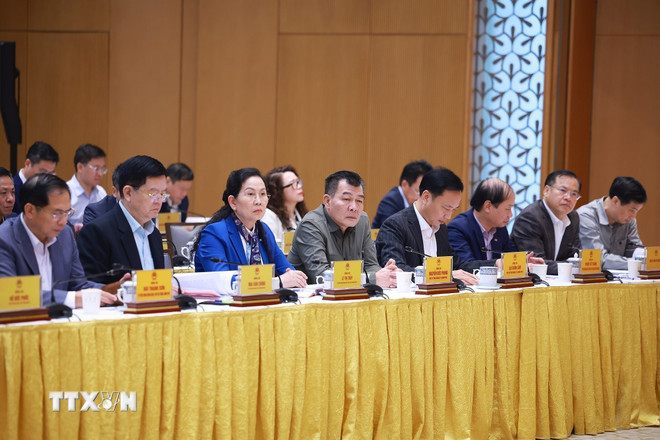 Thủ tướng: Tham nhũng, tiêu cực là "giặc nội xâm,” phải kiên quyết, kiên trì đấu tranh- Ảnh 2.