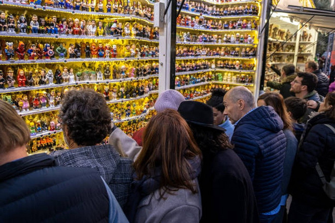 Khám phá những khu chợ Giáng sinh nổi tiếng nhất trên thế giới- Ảnh 5.