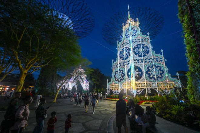 Khám phá những khu chợ Giáng sinh nổi tiếng nhất trên thế giới- Ảnh 10.