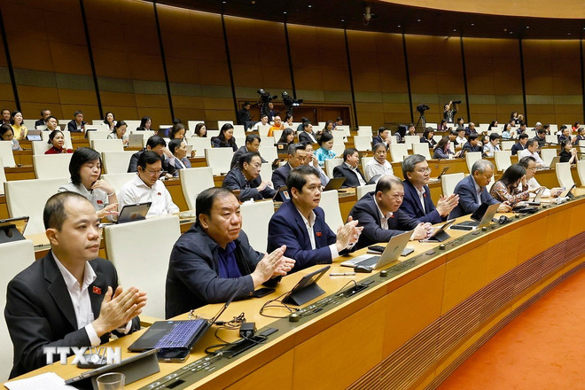 Luật Chuyển đổi số: Khuôn khổ pháp lý đầu tiên về quản trị không gian số- Ảnh 2.