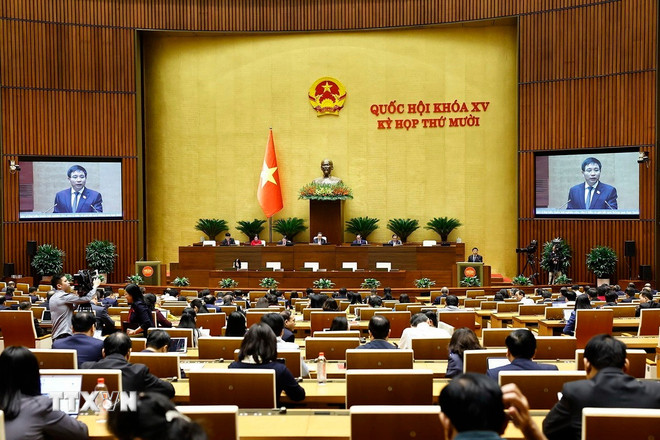 Thông qua các luật trong lĩnh vực tài chính, nông nghiệp và môi trường- Ảnh 1.