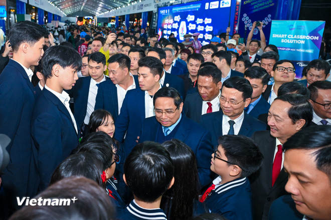 Thủ tướng Phạm Minh Chính tham dự Lễ khai mạc Techfest Việt Nam 2025- Ảnh 1.