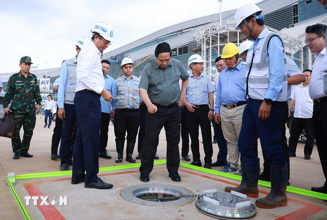 Thủ tướng: Đưa Cảng hàng không quốc tế Long Thành vào khai thác đúng hẹn- Ảnh 1.