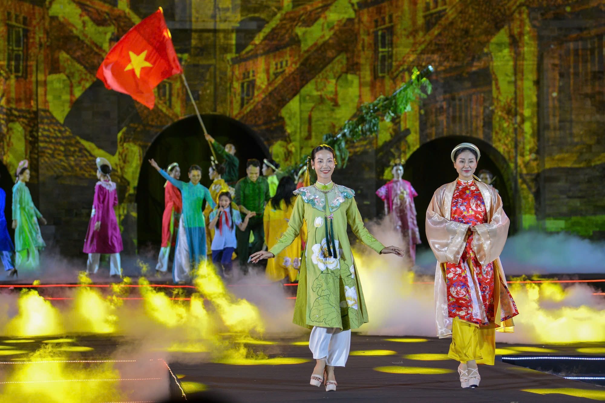 Phát triển công nghiệp văn hóa Việt Nam: Động lực từ bản sắc và sáng tạo- Ảnh 1. Phát triển công nghiệp văn hóa Việt Nam: Động lực từ bản sắc và sáng tạo- Ảnh 1.