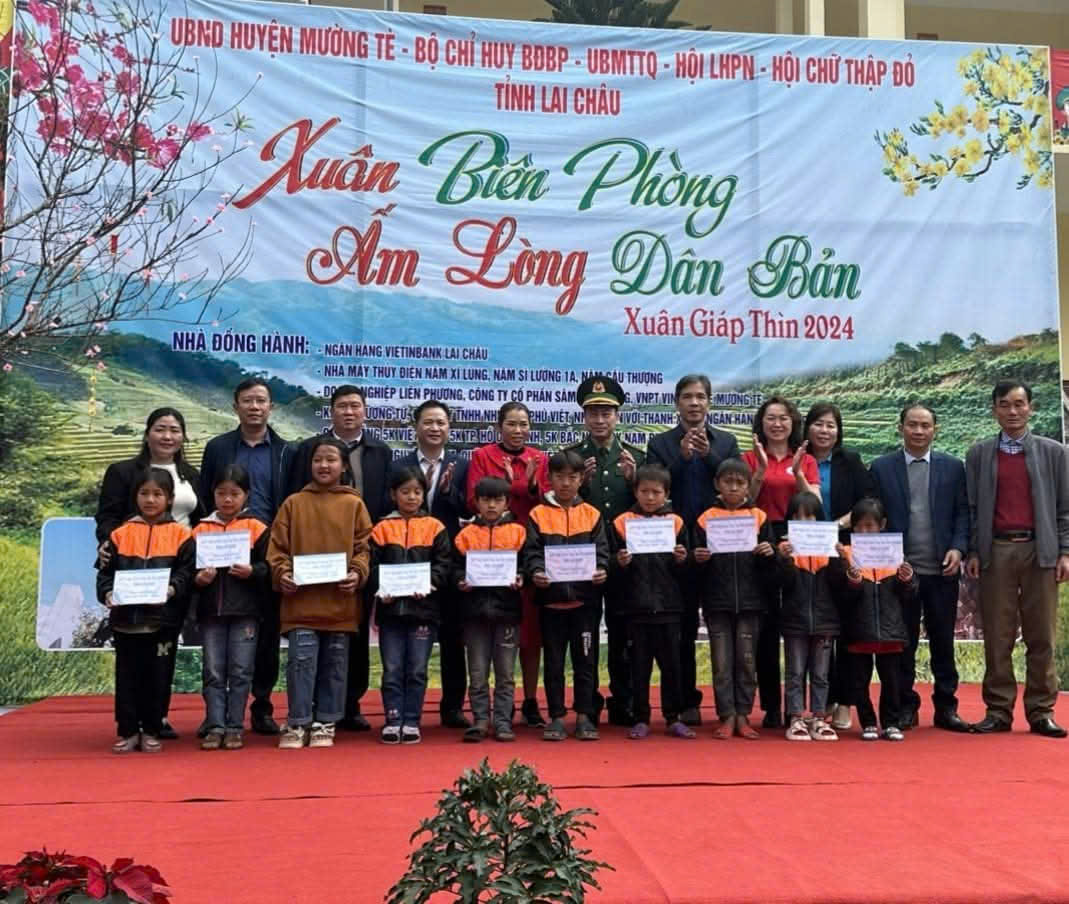 10 con số ấn tượng của phong trào phụ nữ tỉnh Lai Châu giai đoạn 2021-2025- Ảnh 7. 10 con số ấn tượng của phong trào phụ nữ tỉnh Lai Châu giai đoạn 2021-2025- Ảnh 7.