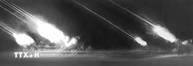 Chiến thắng "Hà Nội - Điện Biên Phủ trên không" - mốc son chói lọi trong lịch sử- Ảnh 2.