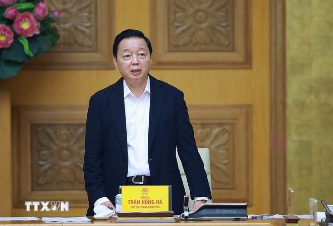 Thủ tướng: Phải đáp ứng nhu cầu nhà ở và quyền có chỗ ở của nhân dân- Ảnh 2.