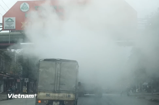 Giảm ô nhiễm không khí: Hà Nội sẽ đưa vào vận hành 5.000 xe đạp điện công cộng- Ảnh 1.