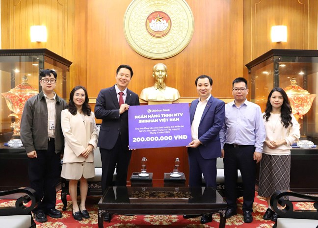 Gần 4.000 tỷ đồng hỗ trợ đồng bào các tỉnh khắc phục hậu quả do các cơn bão, lũ gây ra- Ảnh 2.