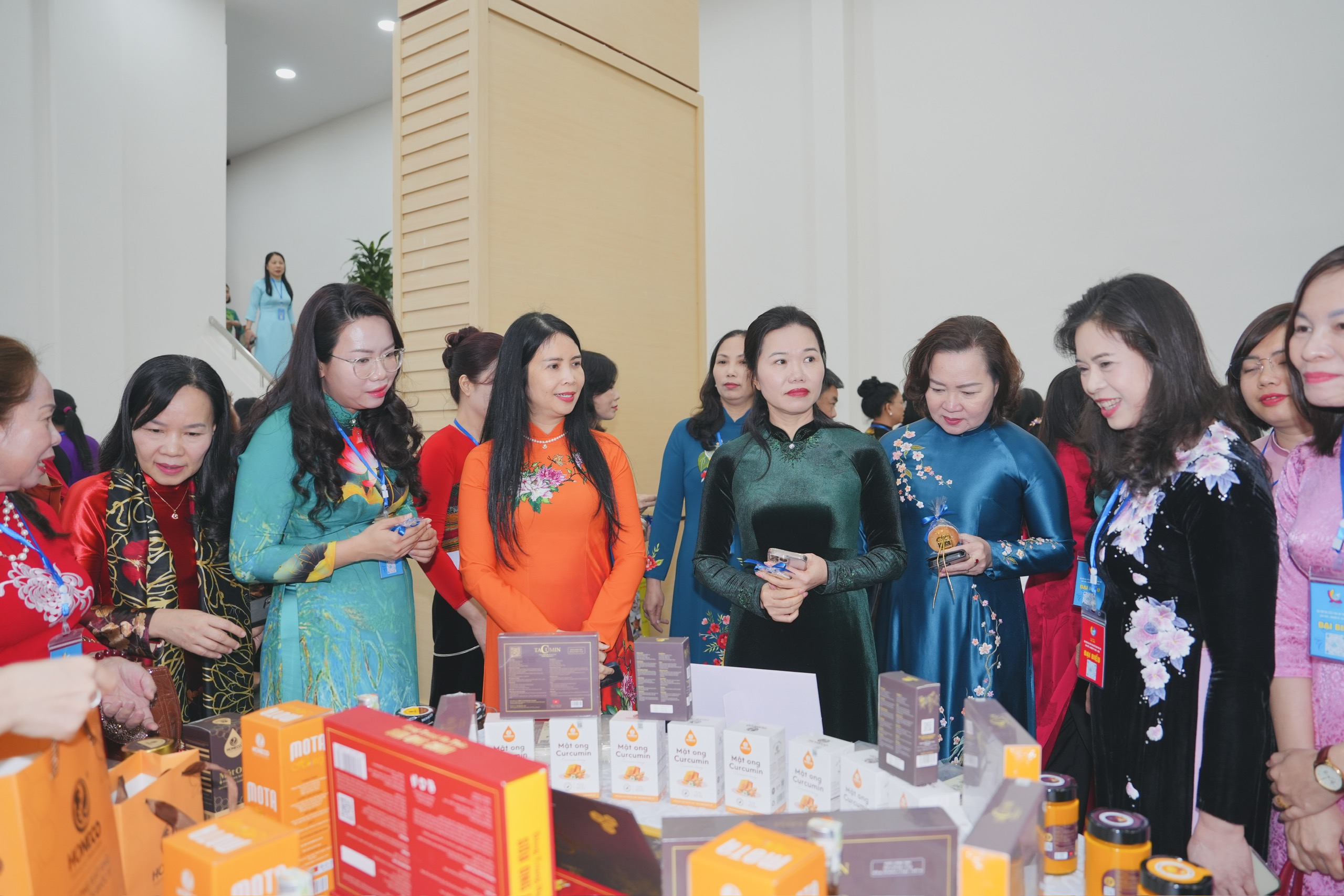 Những khoảnh khắc đáng nhớ của Đại hội đại biểu Phụ nữ tỉnh Phú Thọ lần thứ I- Ảnh 15. Những khoảnh khắc đáng nhớ của Đại hội đại biểu Phụ nữ tỉnh Phú Thọ lần thứ I- Ảnh 15.