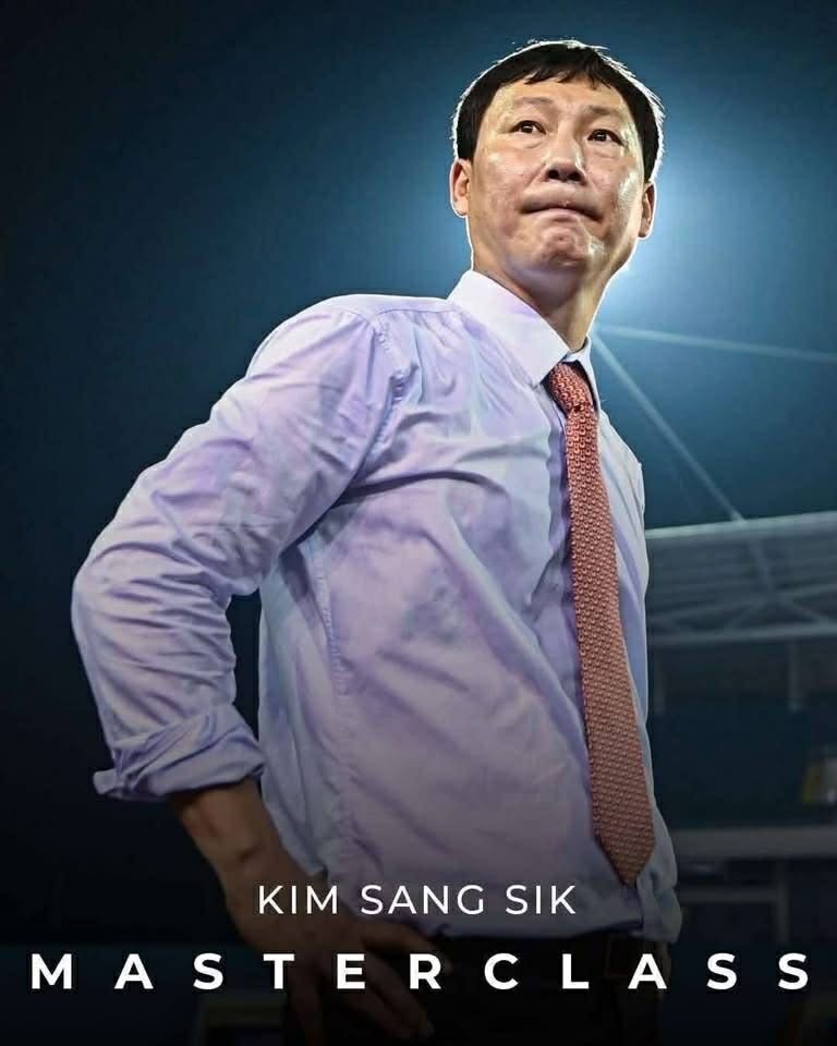Giải nghĩa "ma thuật đen" của huấn luyện viên Kim Sang sik