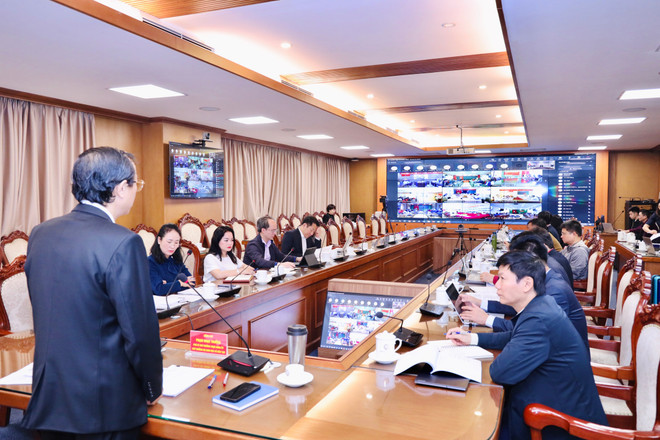 Bộ GD-ĐT: Không cắt giảm cơ học khi sắp xếp mạng lưới trường học- Ảnh 2.