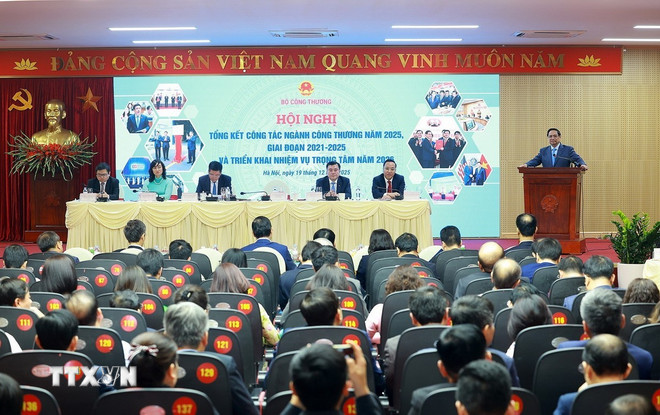 Thủ tướng Phạm Minh Chính yêu cầu ngành Công Thương thực hiện "6 tiên phong"- Ảnh 2.