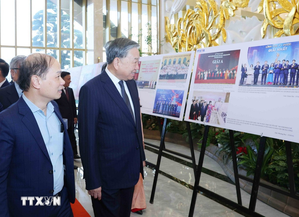 Toàn cảnh Hội nghị triển khai nhiệm vụ năm 2026 của ngành Tuyên giáo và Dân vận- Ảnh 3.