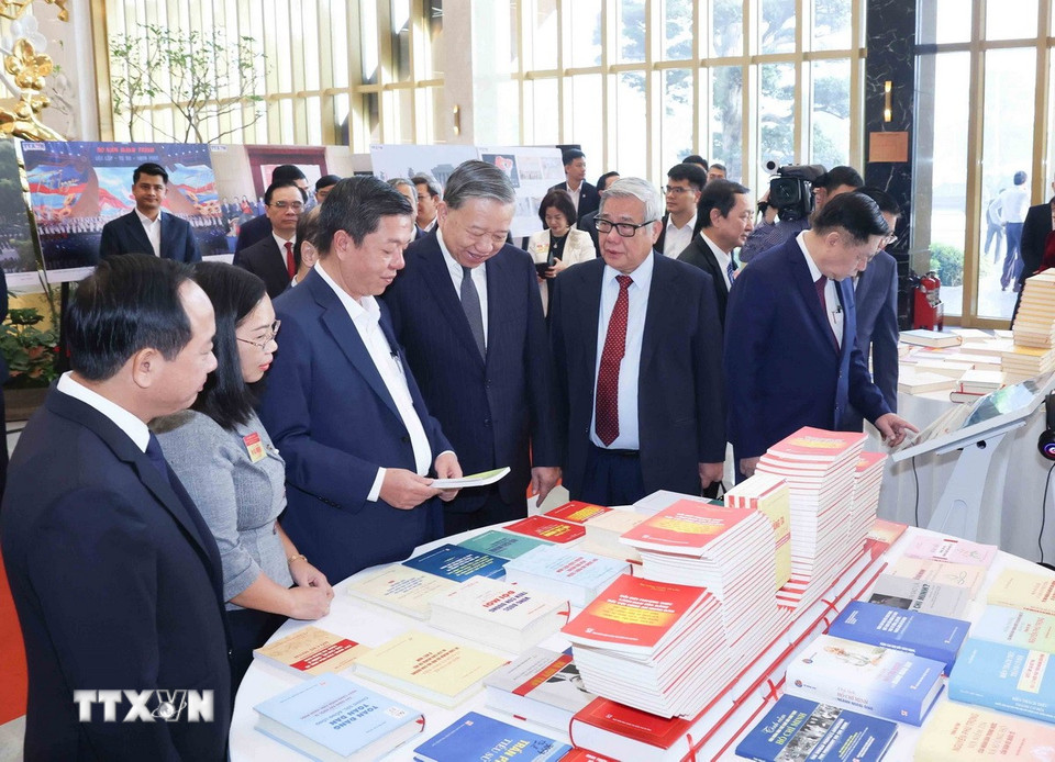 Toàn cảnh Hội nghị triển khai nhiệm vụ năm 2026 của ngành Tuyên giáo và Dân vận- Ảnh 8.